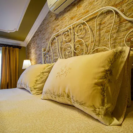 Zeytin Hotel 2*