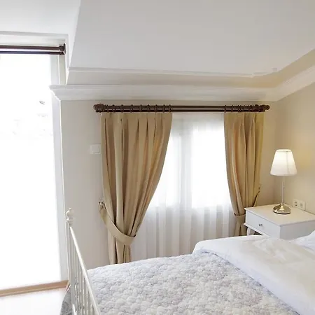 Zeytin Hotel 2*