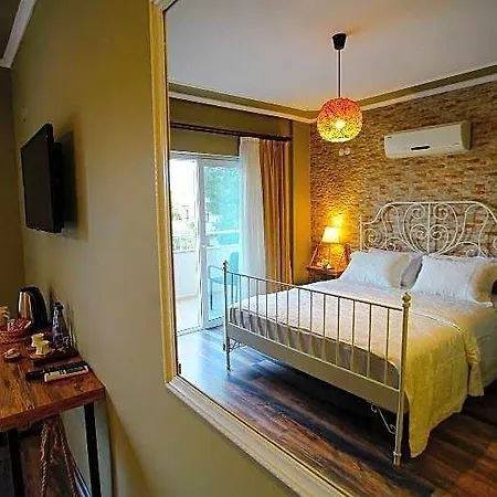 Zeytin Hotel 3*