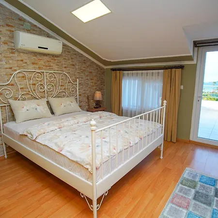 Zeytin Urla